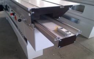 Wood Saw Machine