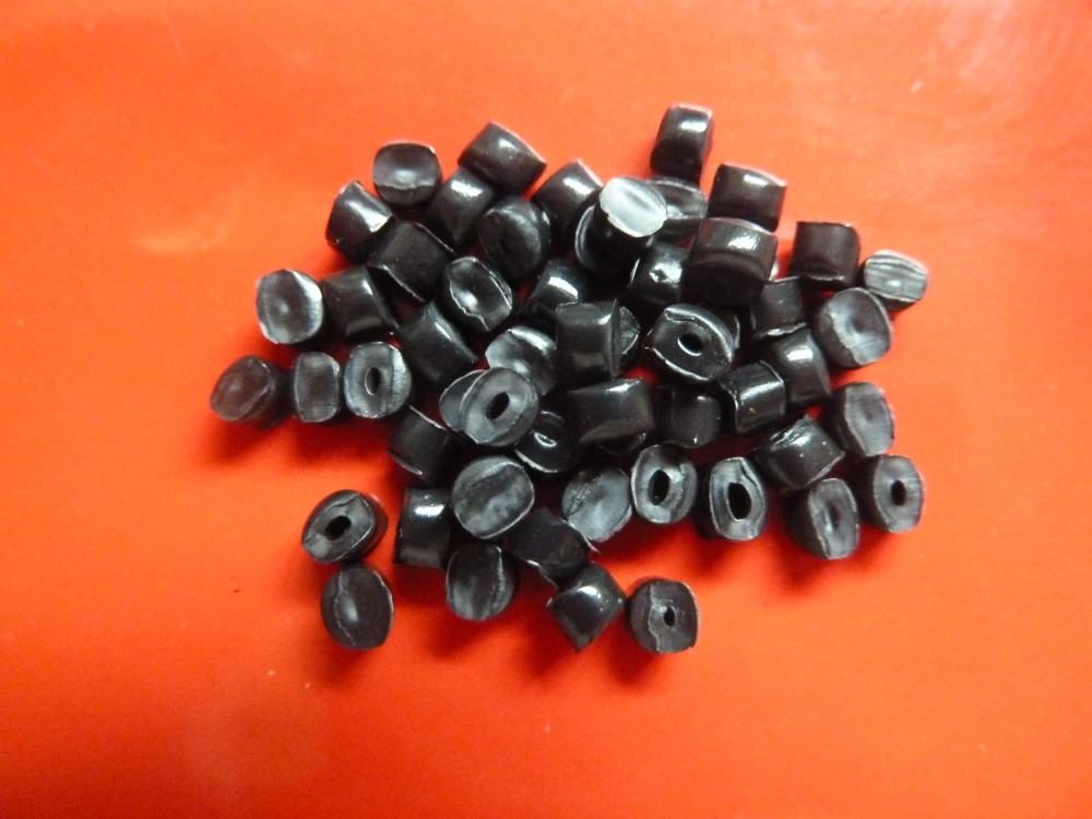 Pastic pellet