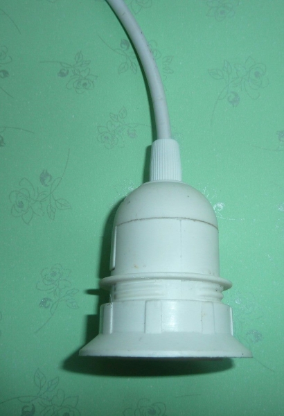 Electric lamp holder