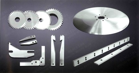 Blade for paper industry