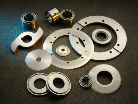 Blade for paper industry