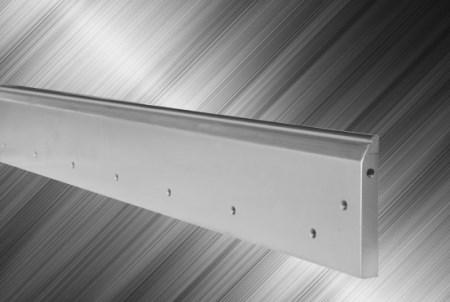 Blade for cardboard packaging industry