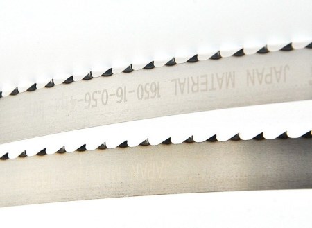 Blade for wood industry