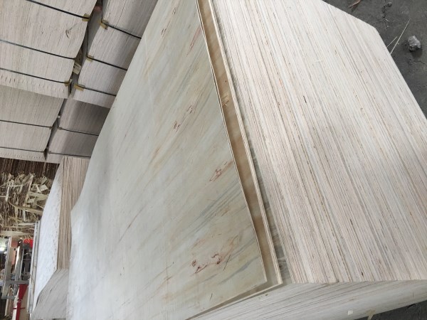 Packing plywood