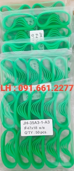 Rubber of striper feeder