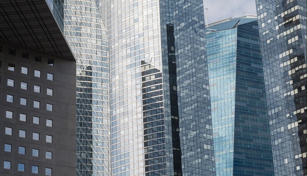 Aluminum curtain wall