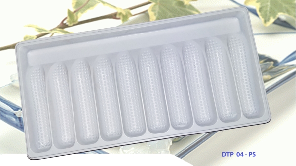 Formed plastic tray for seafood