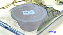 Formed plastic tray for seafood