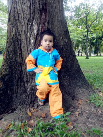 Kid raincoat set