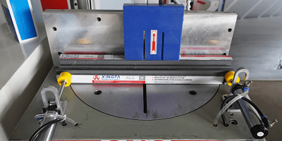 Cutting machine