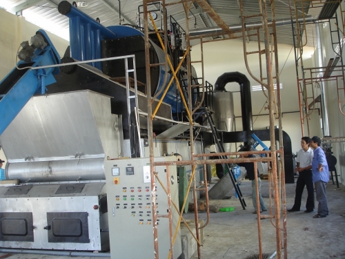 Chain grate steam boiler