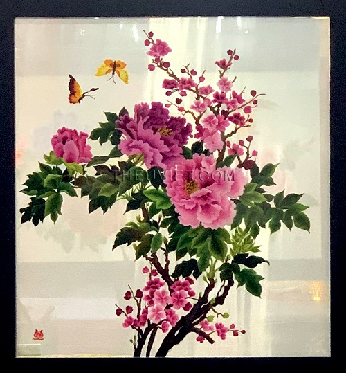 2-sided embroidered picture