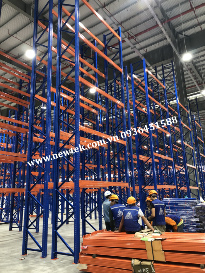 Warehouse racks