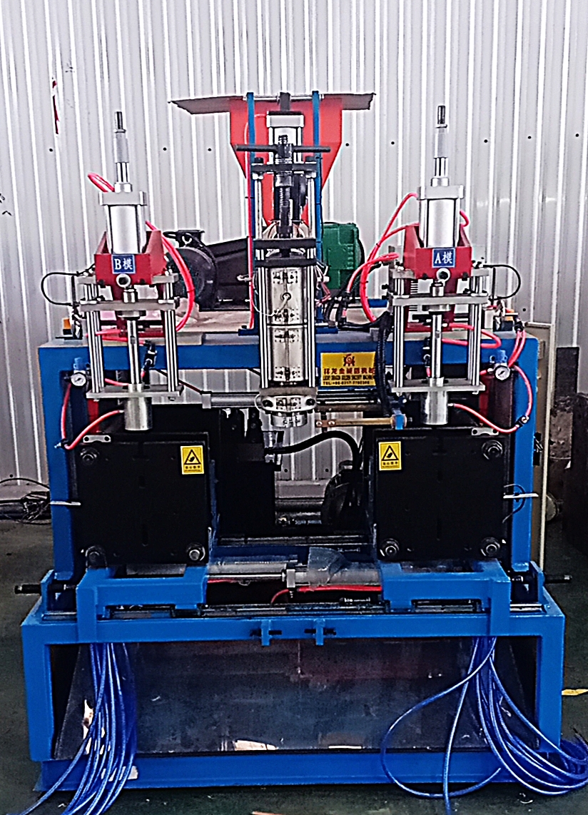 Blow molding machine