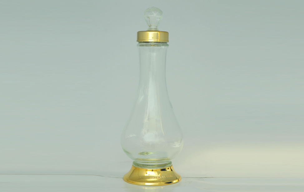 Glass bottle