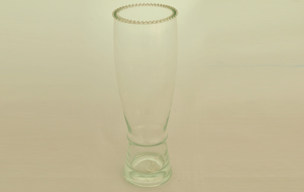 Glass cup
