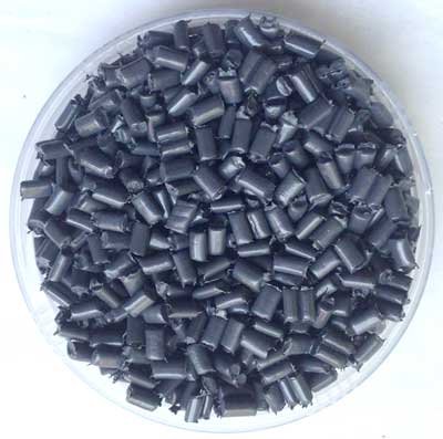 Dark green PE pellets