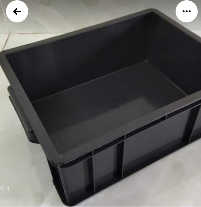 Jellyfish farming tank
