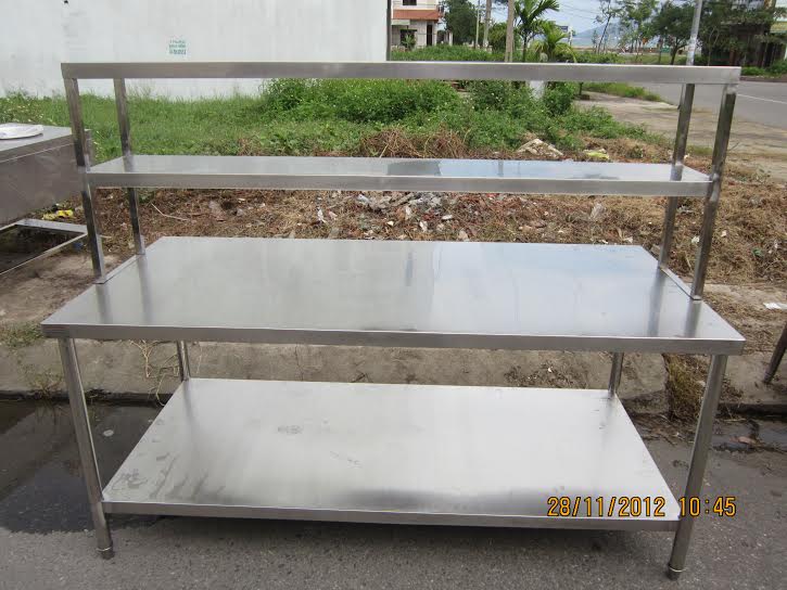 Stainless steel table
