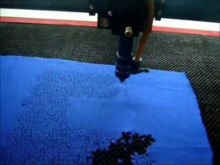 Fabric pattern cutting
