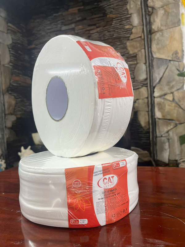 CAT luxury industrial toilet tissue