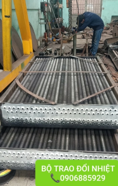 Heat exchanger with electrical heaters