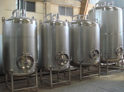 Hot water storage tanks