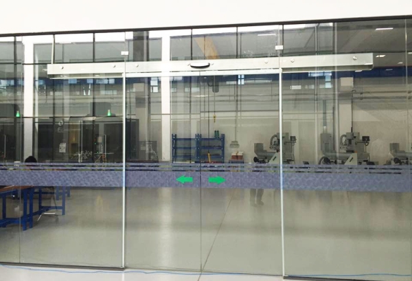 Automatic door