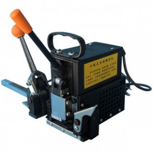 Strapping tool