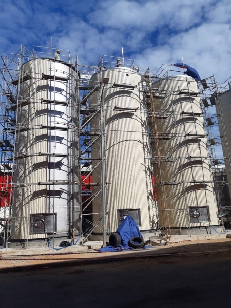 Large industrial tank system