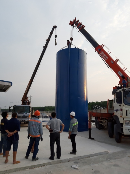 Large industrial tank system