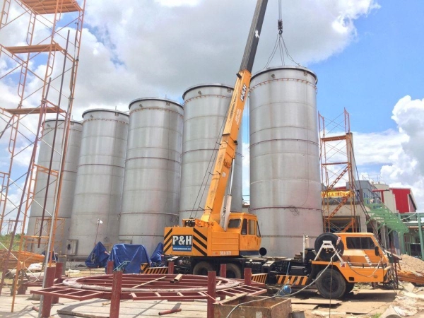Large industrial tank system