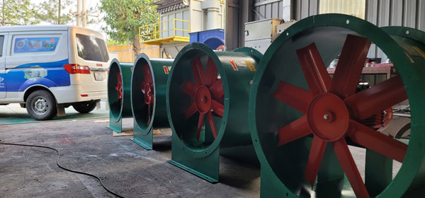 Circular axial fan