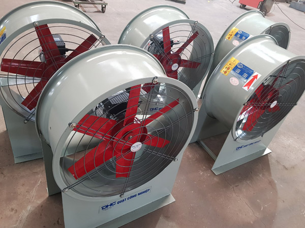 Circular axial fan