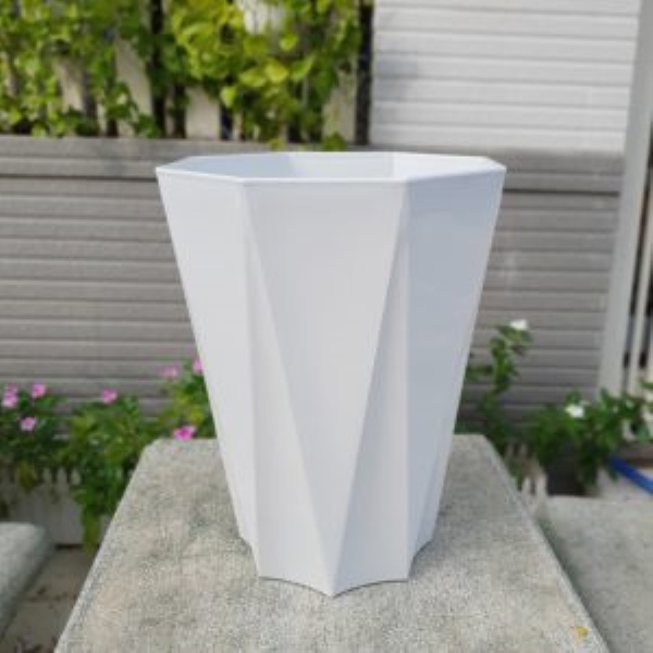 Imitation Porcelain Octagonal Pot
