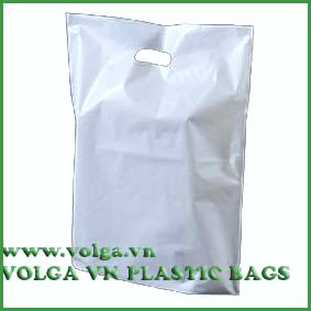 Side-cut plastic bag