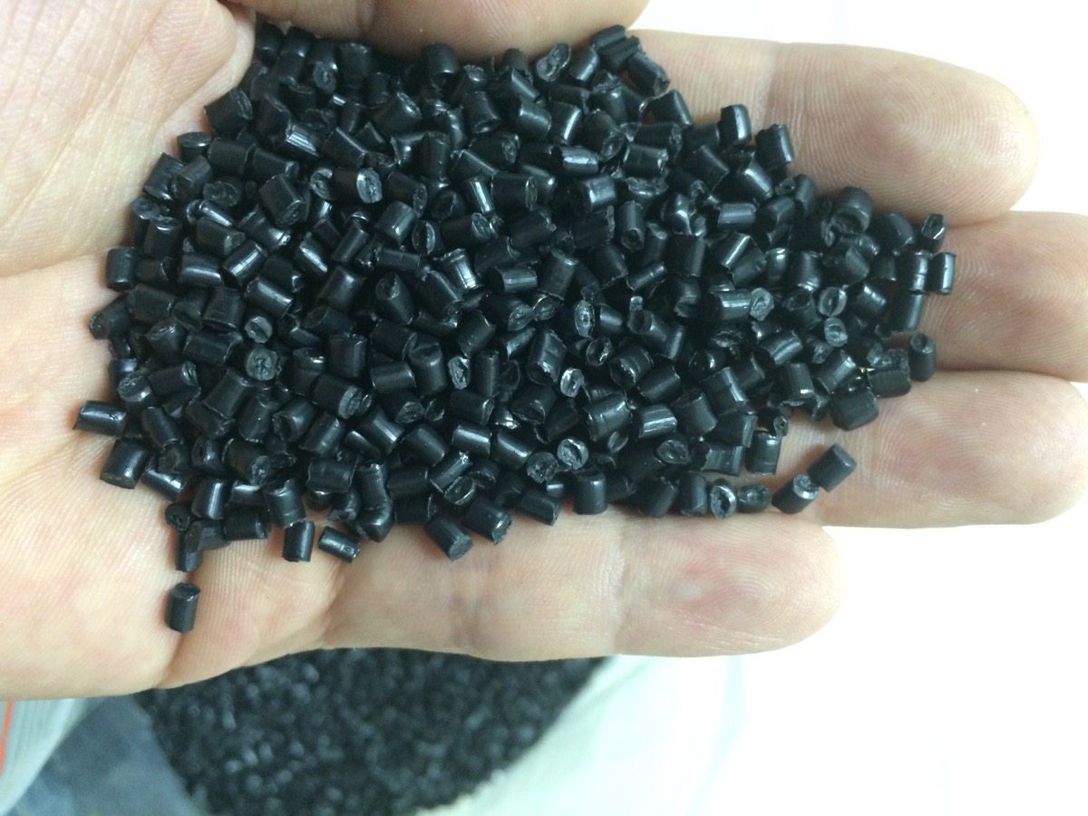 Black LDPE recyled pellet