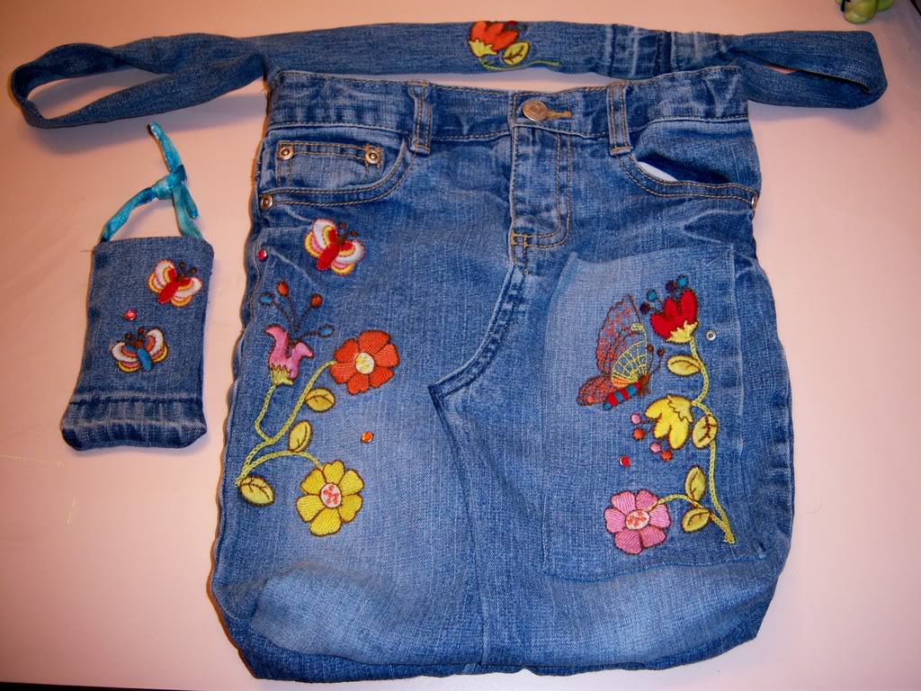 Embroidery on jean