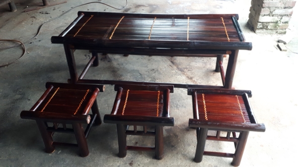 Dining room table and chair