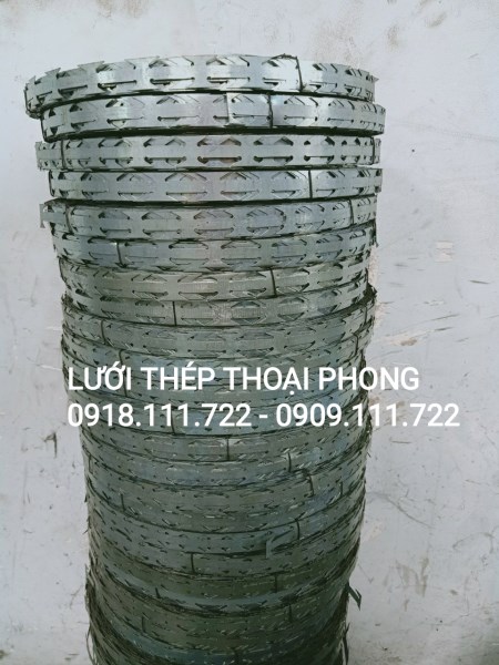 Steel mesh