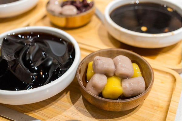 Grass jelly powder