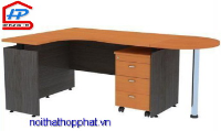Waterpoof laminate wood table