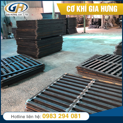 Pallet racking systems