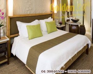 Hotel blankets and pillows