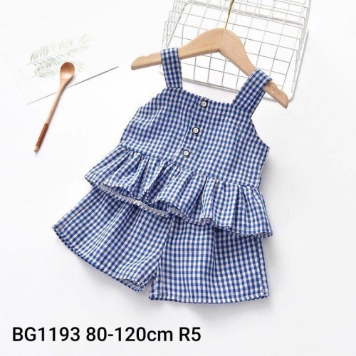 Girls fashion