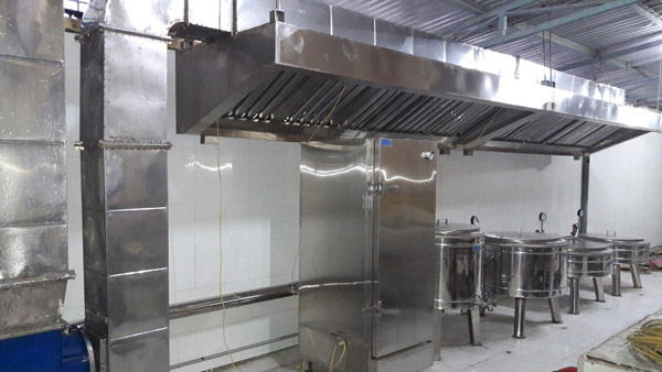Stainless steel industrial kitchen equipment