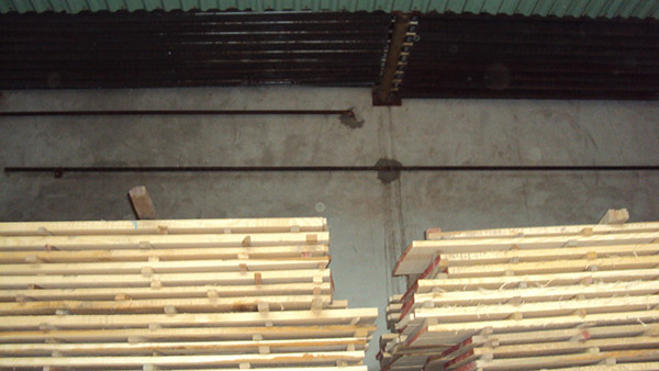 Wood drying kiln