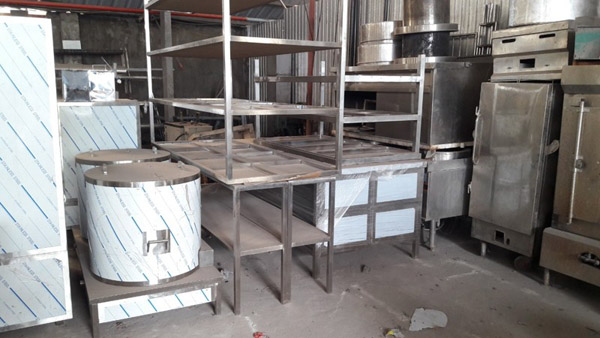 Restaurant and hotel kitchen equipment