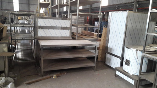 Restaurant and hotel kitchen equipment