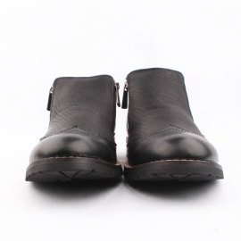 Leather shoes